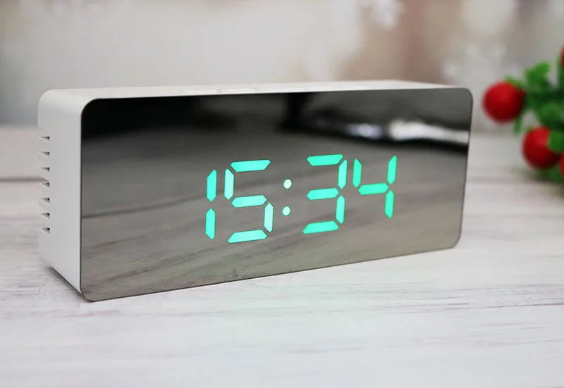 Smart LED Digital Alarm Clock – Sleek Modern Design for Bedroom & Desk ⏰✨