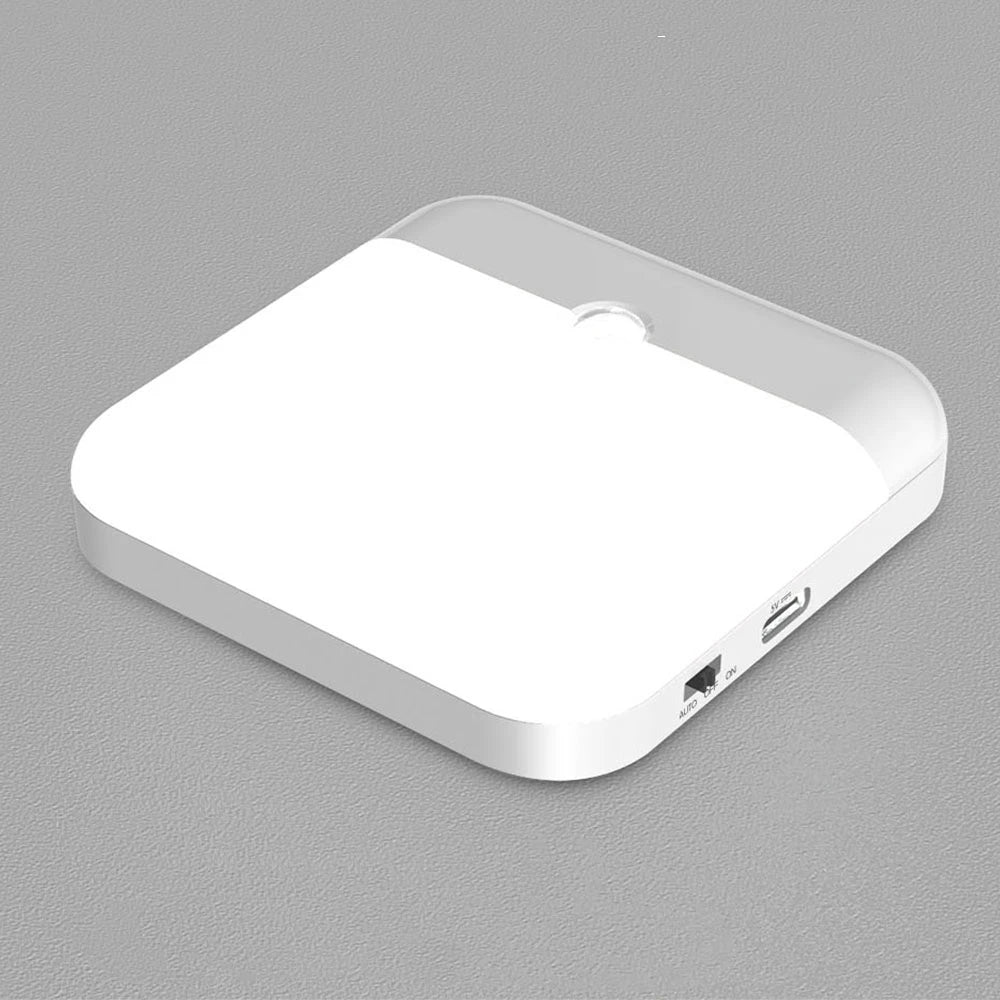 مصباح LED بمستشعر حركة – قابل لإعادة الشحن بمنفذ USB للخزائن والدواليب